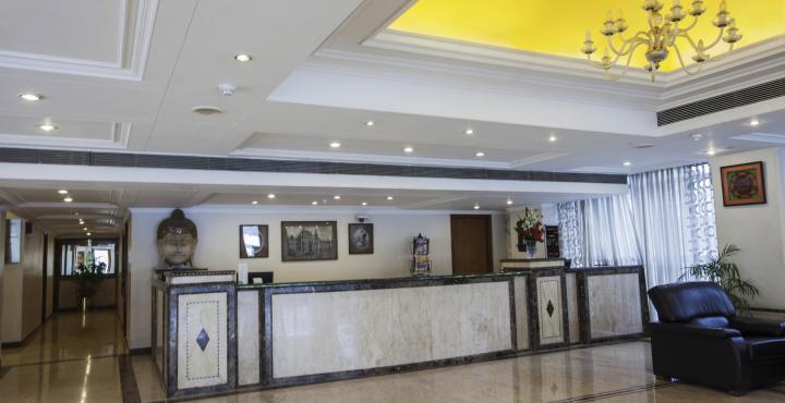 Gemini Continental, Hazratganj Hotel Lucknow Exterior photo